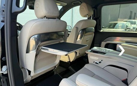 Mercedes-Benz V-Класс, 2025 год, 13 500 000 рублей, 5 фотография