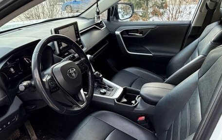 Toyota RAV4, 2020 год, 3 250 000 рублей, 15 фотография