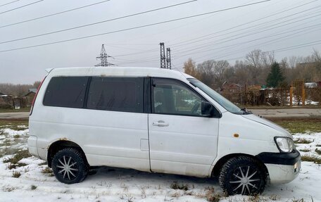 Toyota Lite Ace IV, 1999 год, 390 000 рублей, 2 фотография