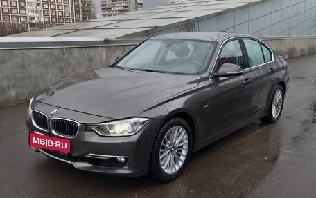 BMW 3 серия, 2012 год, 2 300 000 рублей, 2 фотография