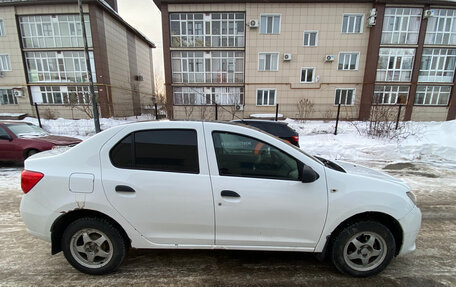 Renault Logan II, 2016 год, 460 000 рублей, 4 фотография