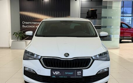 Skoda Rapid II, 2022 год, 1 845 000 рублей, 2 фотография