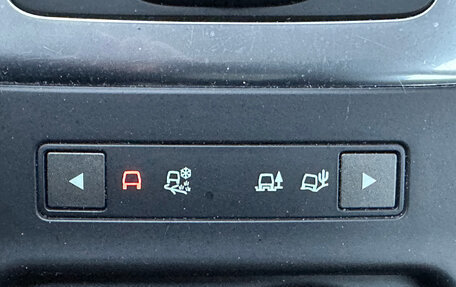 Land Rover Freelander II рестайлинг 2, 2014 год, 1 599 000 рублей, 16 фотография