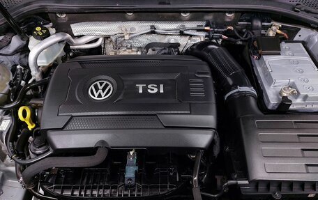 Volkswagen Golf VII, 2017 год, 1 950 000 рублей, 20 фотография