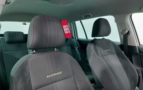 Volkswagen Golf VII, 2017 год, 1 950 000 рублей, 16 фотография