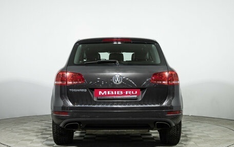 Volkswagen Touareg III, 2012 год, 1 999 898 рублей, 6 фотография