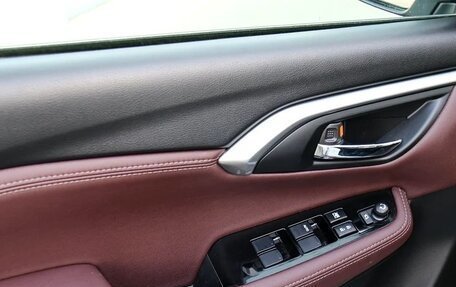 Toyota Urban Cruiser, 2025 год, 3 210 000 рублей, 6 фотография