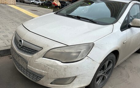 Opel Astra J, 2011 год, 300 000 рублей, 3 фотография