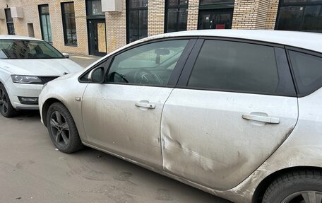 Opel Astra J, 2011 год, 300 000 рублей, 5 фотография