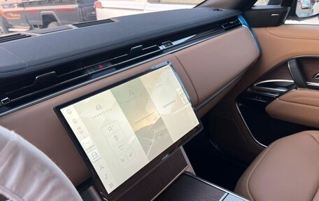 Land Rover Range Rover IV рестайлинг, 2025 год, 27 990 000 рублей, 13 фотография