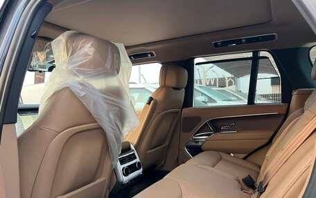 Land Rover Range Rover IV рестайлинг, 2025 год, 27 990 000 рублей, 19 фотография