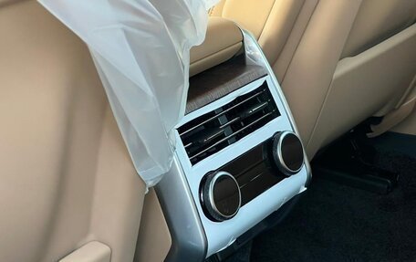 Land Rover Range Rover IV рестайлинг, 2025 год, 27 990 000 рублей, 22 фотография