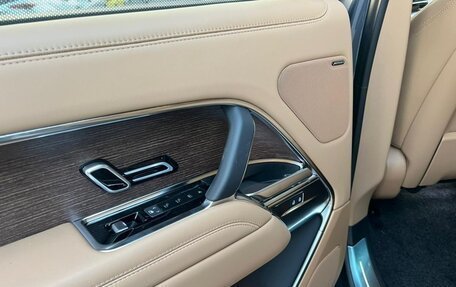 Land Rover Range Rover IV рестайлинг, 2025 год, 27 990 000 рублей, 23 фотография