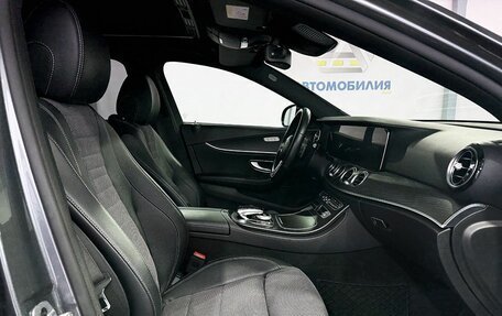 Mercedes-Benz E-Класс, 2018 год, 3 499 000 рублей, 11 фотография