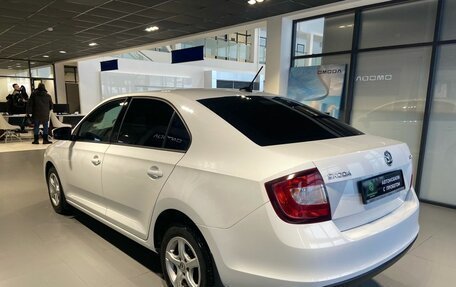 Skoda Rapid I, 2017 год, 1 050 000 рублей, 5 фотография