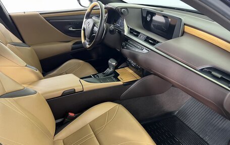 Lexus ES VII, 2019 год, 3 830 000 рублей, 13 фотография