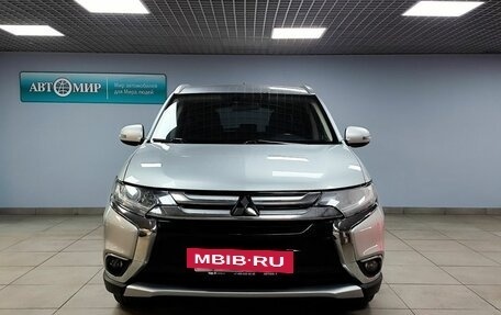 Mitsubishi Outlander III рестайлинг 3, 2015 год, 1 549 000 рублей, 2 фотография