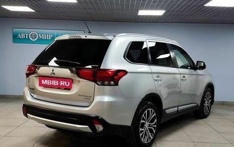 Mitsubishi Outlander III рестайлинг 3, 2015 год, 1 549 000 рублей, 5 фотография