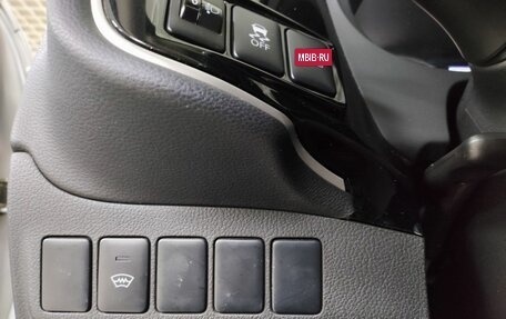 Mitsubishi Outlander III рестайлинг 3, 2015 год, 1 549 000 рублей, 18 фотография