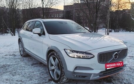 Volvo V90 Cross Country I рестайлинг, 2018 год, 3 150 000 рублей, 4 фотография