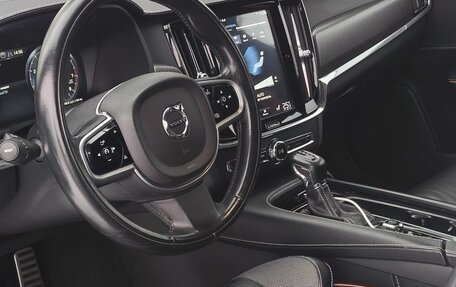 Volvo V90 Cross Country I рестайлинг, 2018 год, 3 150 000 рублей, 15 фотография