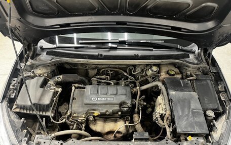 Opel Astra J, 2010 год, 700 000 рублей, 2 фотография