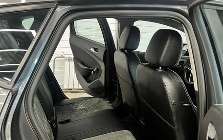 Opel Astra J, 2010 год, 700 000 рублей, 12 фотография