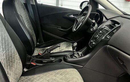 Opel Astra J, 2010 год, 700 000 рублей, 14 фотография