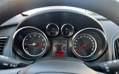 Opel Astra J, 2010 год, 700 000 рублей, 16 фотография