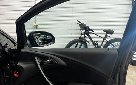 Opel Astra J, 2010 год, 700 000 рублей, 13 фотография