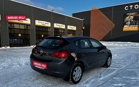 Opel Astra J, 2010 год, 700 000 рублей, 23 фотография