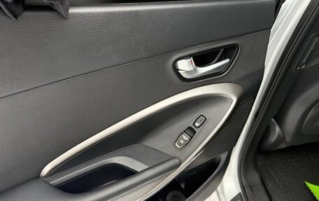 Hyundai Santa Fe III рестайлинг, 2016 год, 2 150 000 рублей, 13 фотография