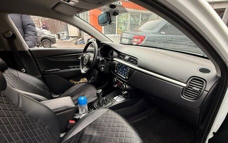 KIA Rio IV, 2018 год, 1 230 000 рублей, 9 фотография