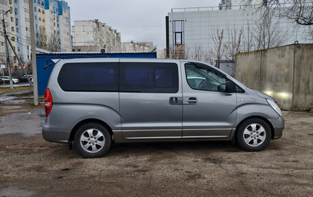 Hyundai Grand Starex Grand Starex I рестайлинг 2, 2013 год, 1 700 000 рублей, 4 фотография