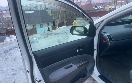 Toyota Prius, 2011 год, 775 000 рублей, 4 фотография