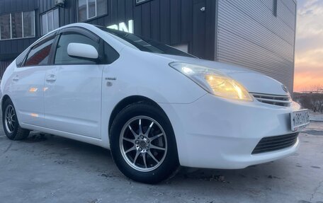 Toyota Prius, 2011 год, 775 000 рублей, 14 фотография