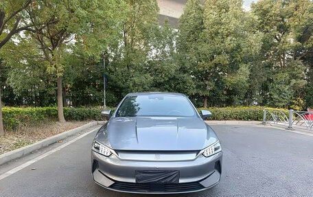 BYD Qin, 2024 год, 1 770 000 рублей, 2 фотография