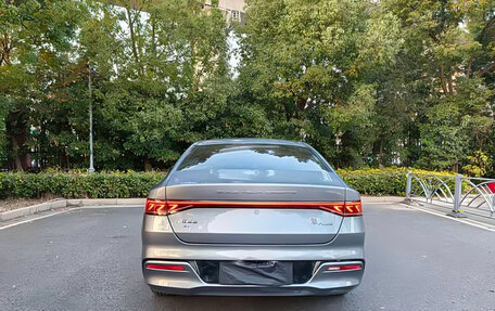 BYD Qin, 2024 год, 1 770 000 рублей, 4 фотография