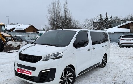 Peugeot Traveller I, 2021 год, 4 950 000 рублей, 1 фотография