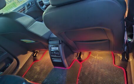 Skoda Superb III рестайлинг, 2012 год, 965 000 рублей, 6 фотография