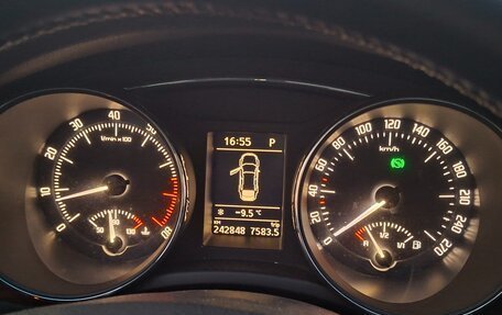 Skoda Superb III рестайлинг, 2012 год, 965 000 рублей, 15 фотография