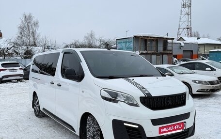 Peugeot Traveller I, 2021 год, 4 950 000 рублей, 3 фотография