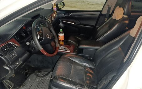 Toyota Camry, 2012 год, 1 660 000 рублей, 14 фотография