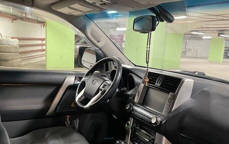 Toyota Land Cruiser Prado 150 рестайлинг 2, 2011 год, 2 700 000 рублей, 5 фотография