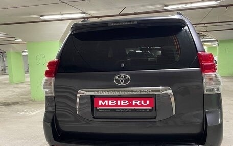 Toyota Land Cruiser Prado 150 рестайлинг 2, 2011 год, 2 700 000 рублей, 3 фотография