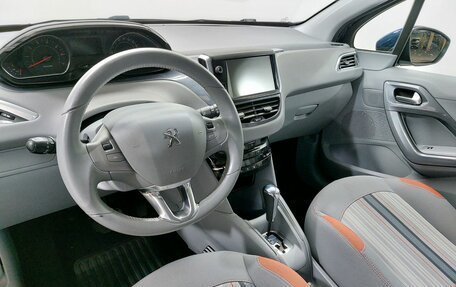 Peugeot 208 II, 2013 год, 699 000 рублей, 10 фотография