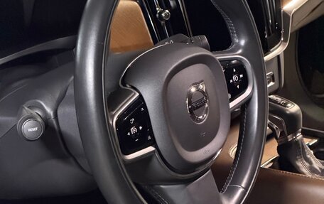 Volvo S90 II рестайлинг, 2017 год, 3 100 000 рублей, 19 фотография