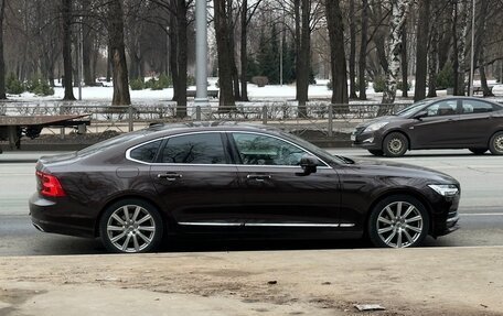 Volvo S90 II рестайлинг, 2017 год, 3 100 000 рублей, 35 фотография