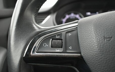 Skoda Octavia, 2018 год, 1 825 000 рублей, 10 фотография