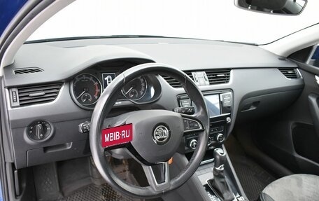 Skoda Octavia, 2018 год, 1 825 000 рублей, 20 фотография